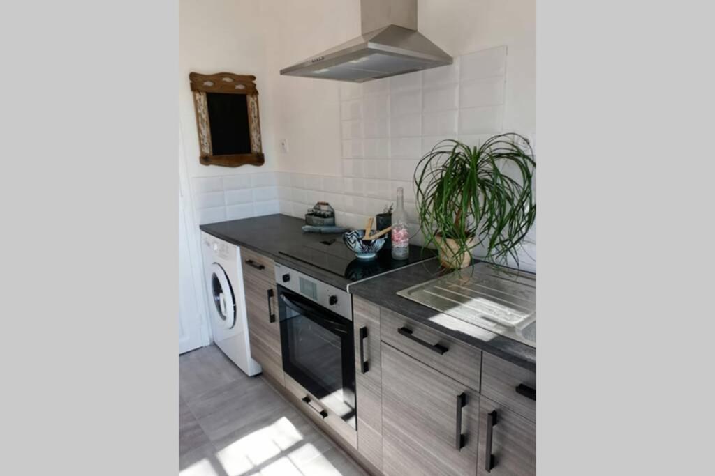 Maison 5 Personnes En Garrigue - Piscine-Spa Prive Langlade Eksteriør billede