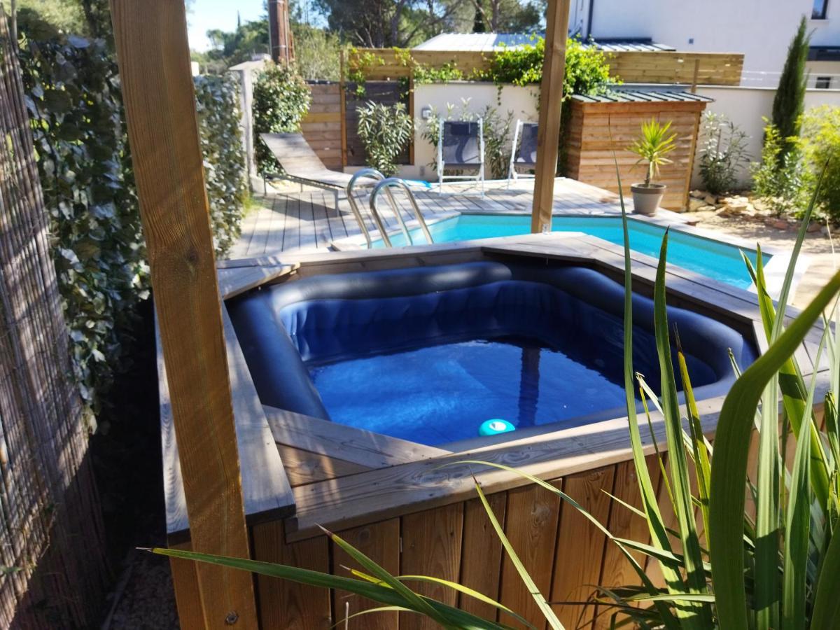 Maison 5 Personnes En Garrigue - Piscine-Spa Prive Langlade Eksteriør billede